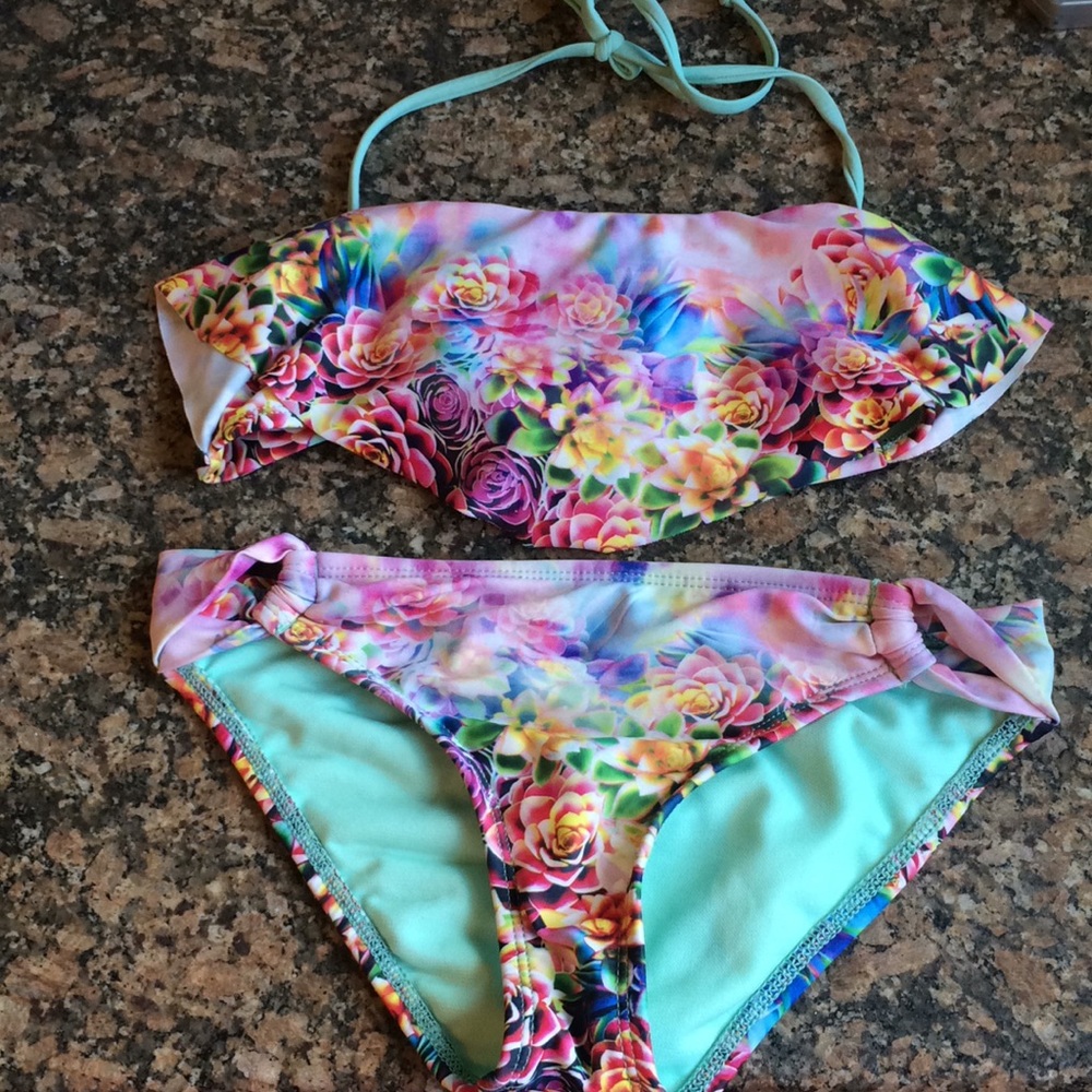 Girls bikini